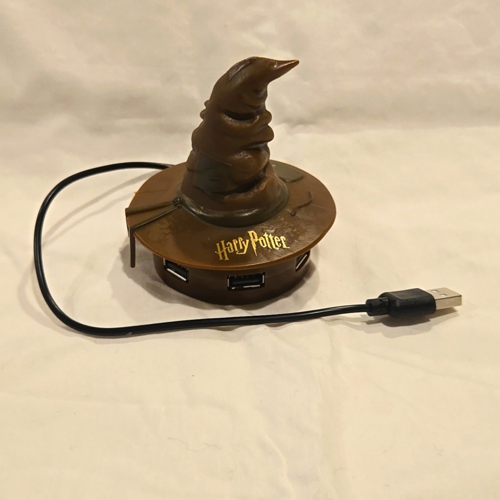 Harry Potter Sorting Hat - 3 Port Charger - USB Splitter - Wizarding World